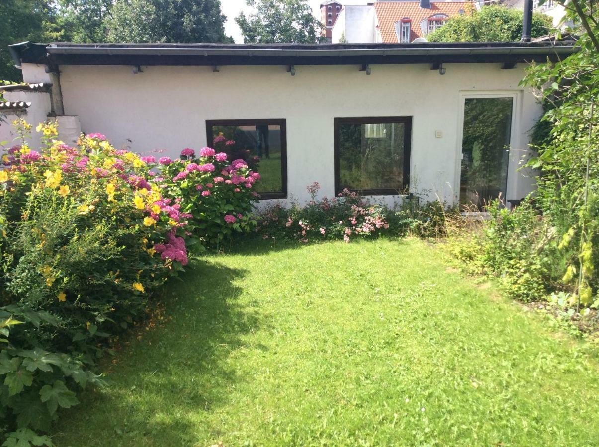 Altstadt Bonn Mit Eigenem Parkplatz Und Garten Exterior photo